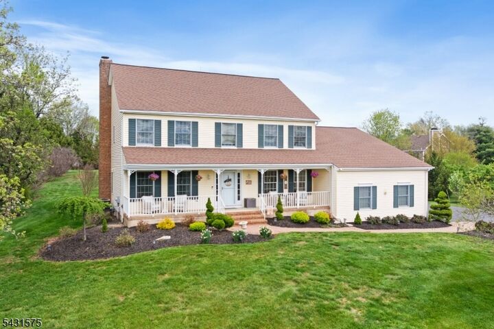 Property Photo: 86 Carriage Trl NJ 08502