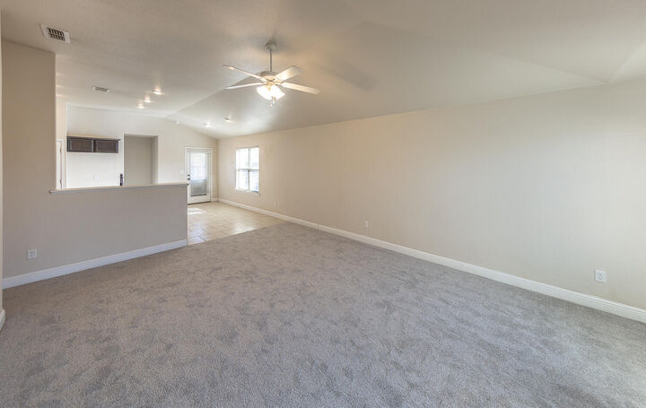 Property Photo: 3618 Ridgely Avenue TX 79407