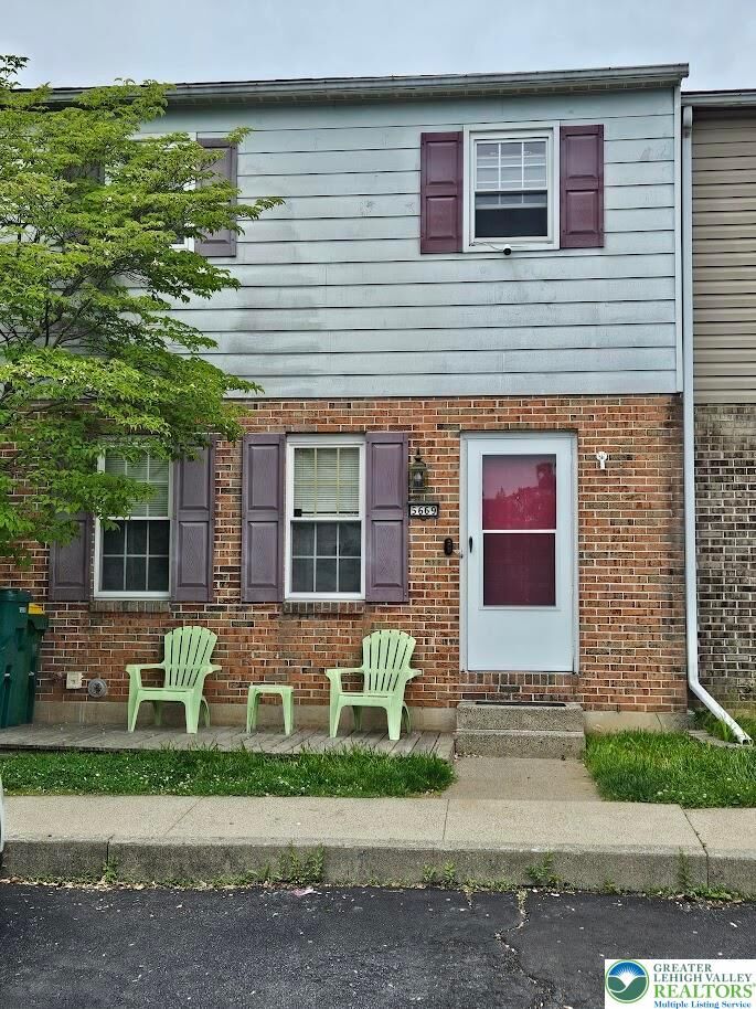 Property Photo:  5669 Wedge Lane  PA 18106 