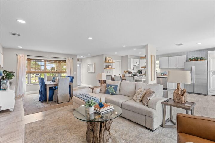 Property Photo:  5698 Lingle Street  FL 34287 