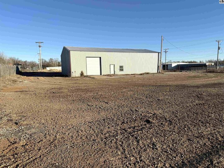 Property Photo: 502 W Central Ave KS 67104