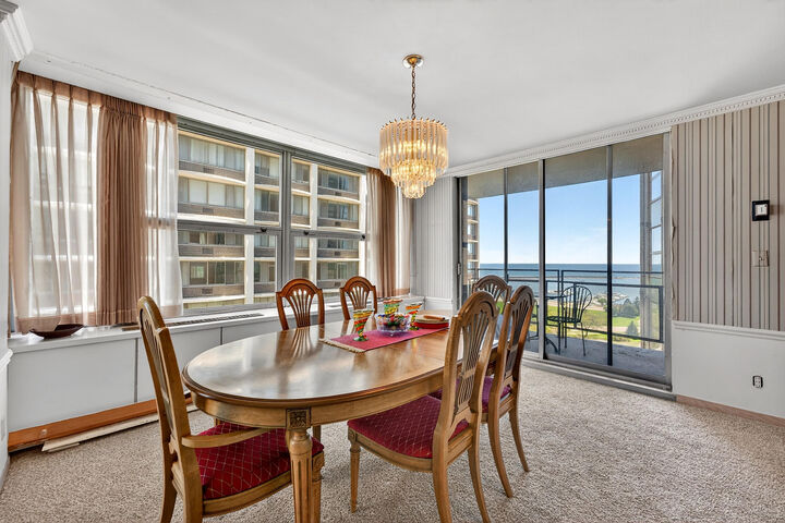 Property Photo:  1610 N Prospect Ave 802  WI 53202 