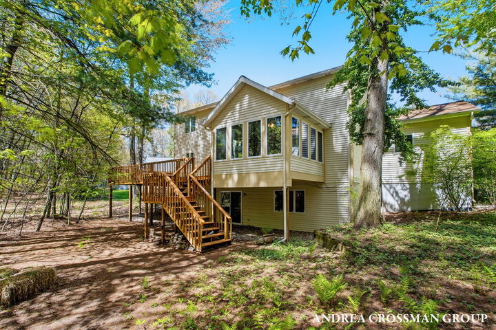 Property Photo:  17239 Quail Creek Drive  MI 49456 