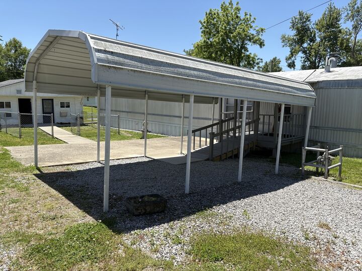 Property Photo:  21654 Benton Street  IL 62890 