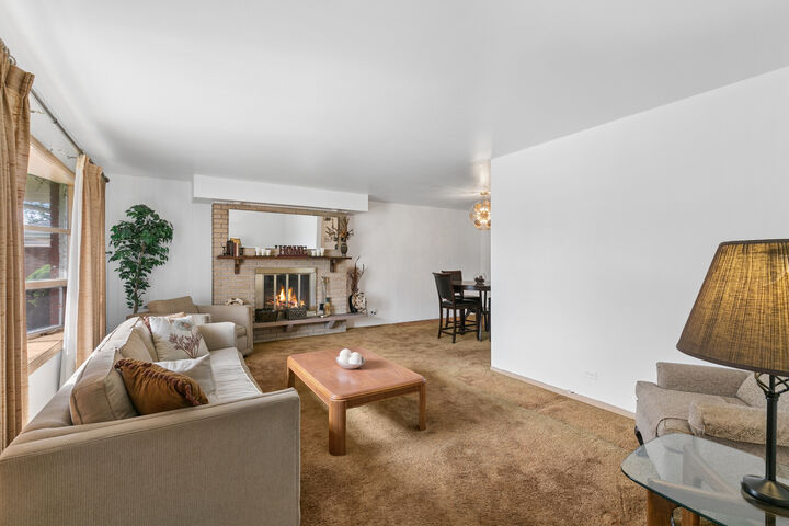 Property Photo:  16400 University Avenue  IL 60473 
