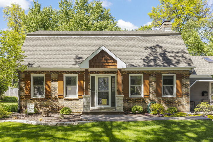 Property Photo:  105 Thrush Lane  IL 60540 