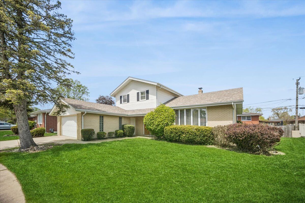 Property Photo:  2316 185th Place  IL 60438 