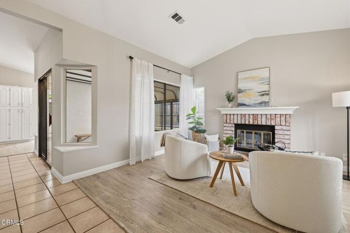 Property Photo:  919 Jasper Avenue  CA 93004 