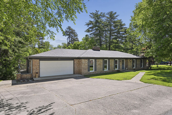 Property Photo: 6 Lapine Avenue KY 41097