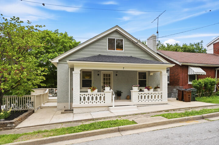 Property Photo: 7 Parkview Avenue KY 41071