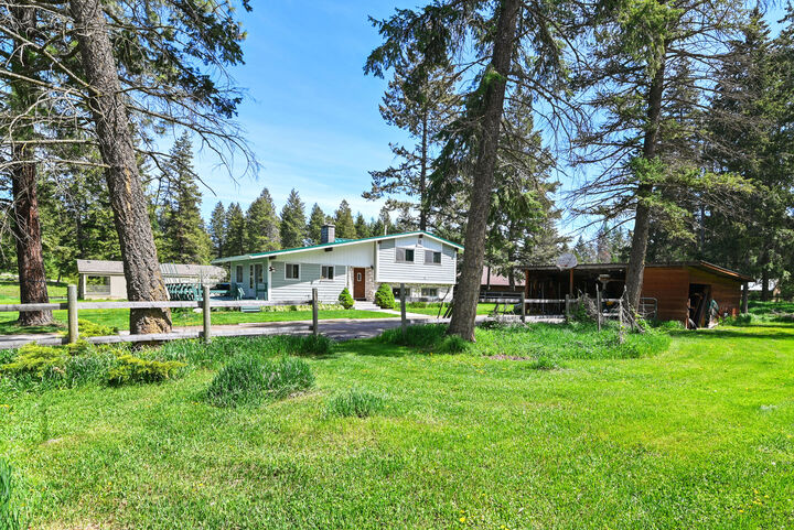 Property Photo:  1785 Hodgson Road  MT 59937 