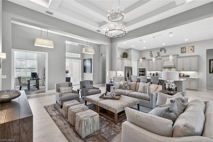 Property Photo:  14179 Charthouse Ct  FL 34114 