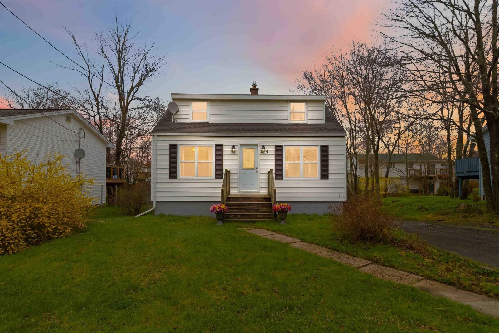 Property Photo:  1691 St. Margarets Bay Road  NS B3T 1B4 