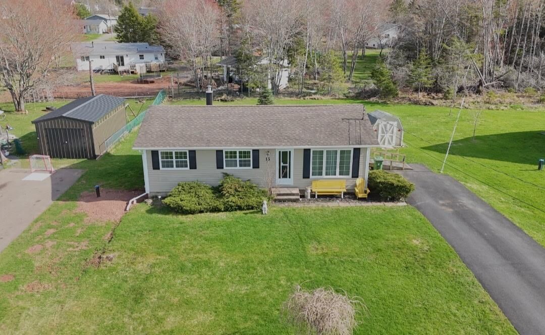 Property Photo:  15 Montery Drive  NS B2N 5S3 