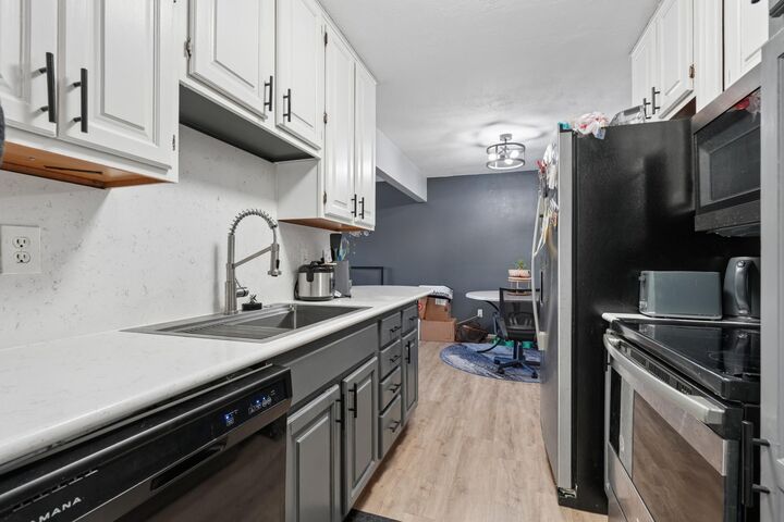Property Photo:  4379 Wilshire Boulevard 208  MN 55364 