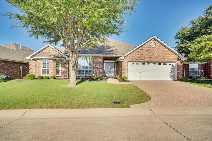 Property Photo:  1115 Cresthaven Drive 13  TX 75104 