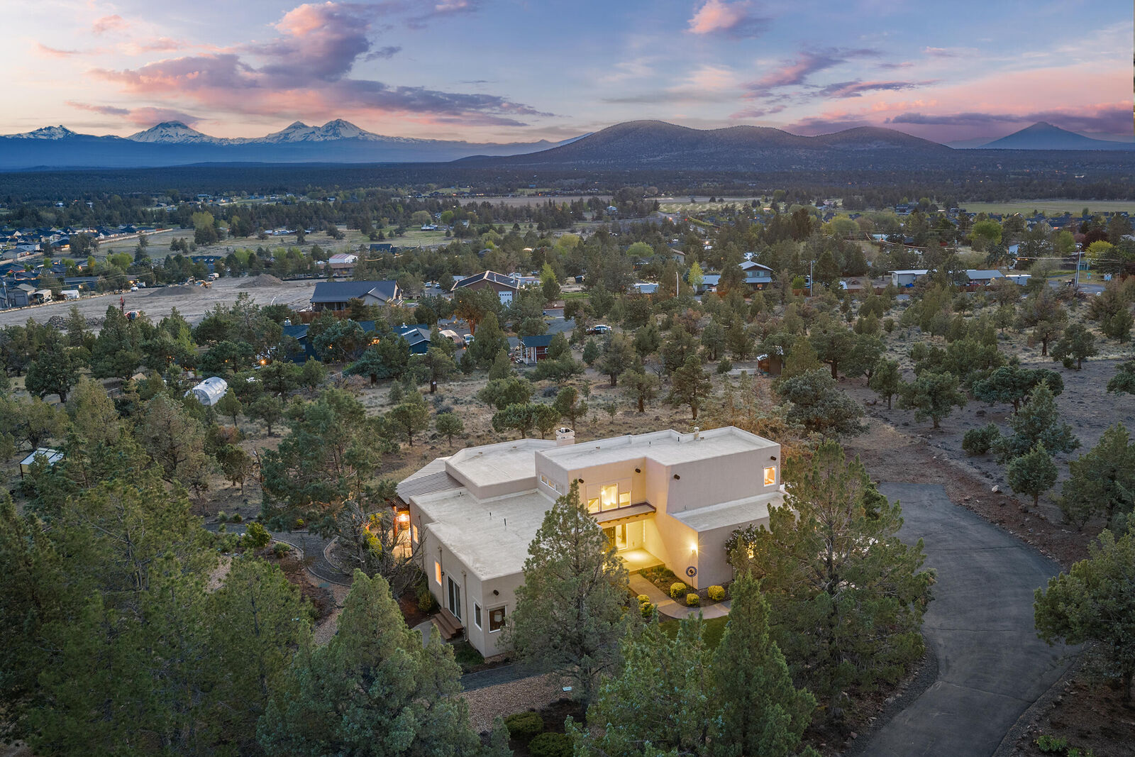 Property Photo:  3191 SW 41st Street  OR 97756 