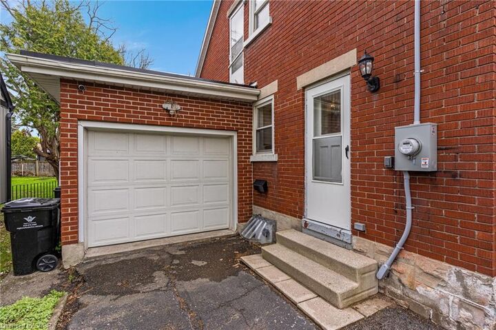 Property Photo:  305 Main Street  ON N1R 1Y2 