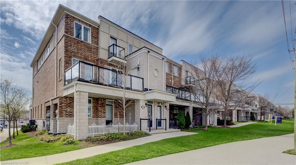 Property Photo:  142 Daylily Lane  ON N2R 0L7 