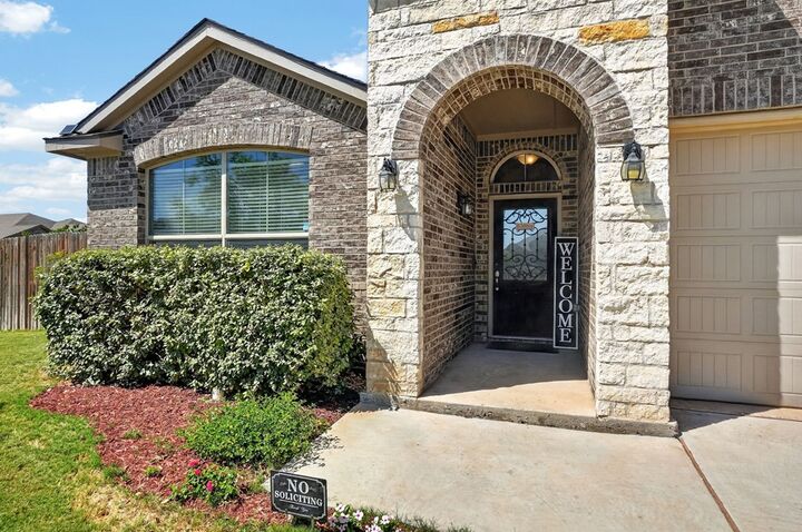 Property Photo:  1211 Pavilion  TX 79705 