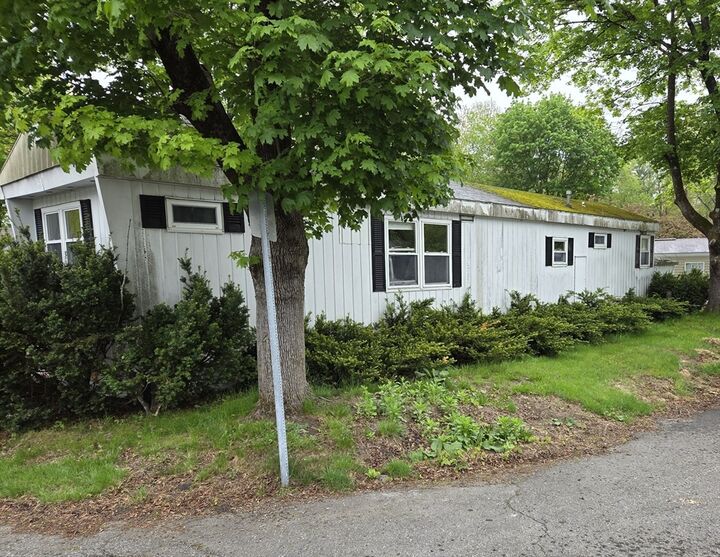 Property Photo: 1237 Central Street 7 MA 01453
