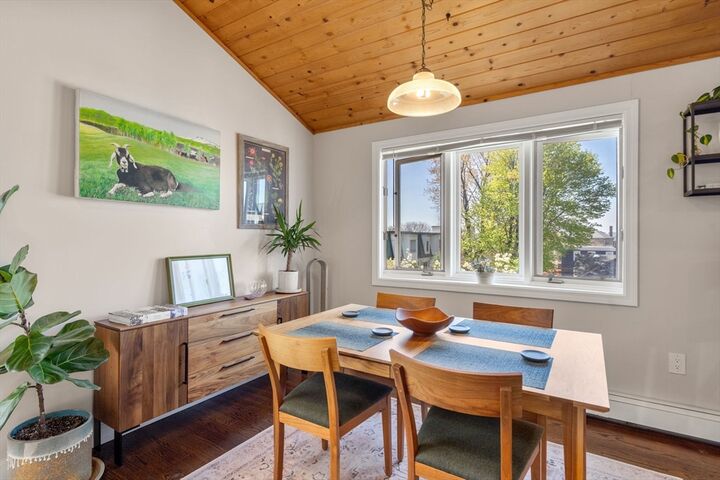 Property Photo:  32 Farragut Ave 3  MA 02144 