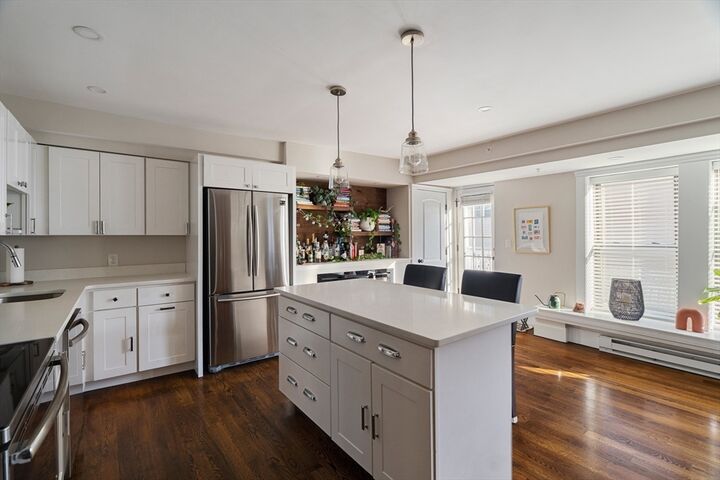 Property Photo:  94 Russell St 94  MA 02129 
