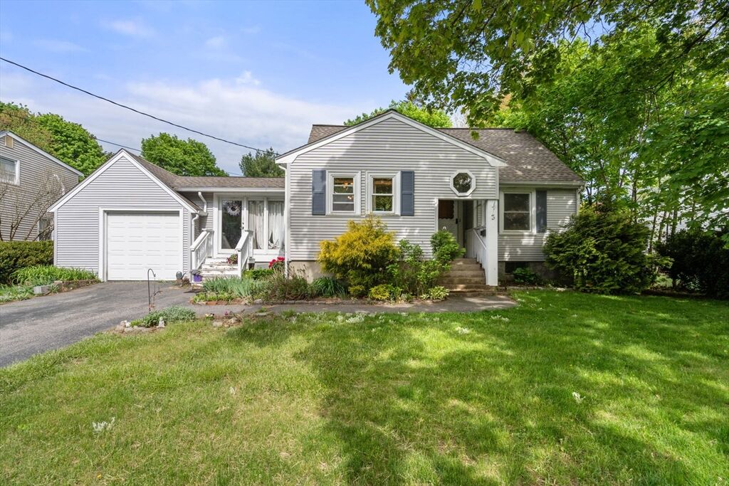 Property Photo:  3 Bunker Ln  MA 01760 