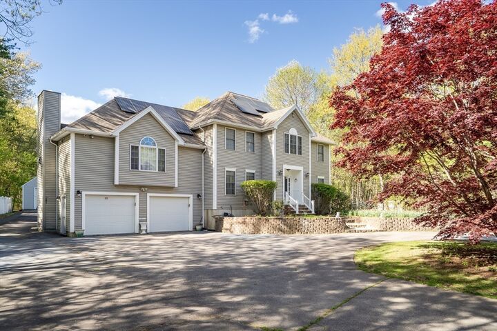 Property Photo: 3 Avalon Court MA 01844