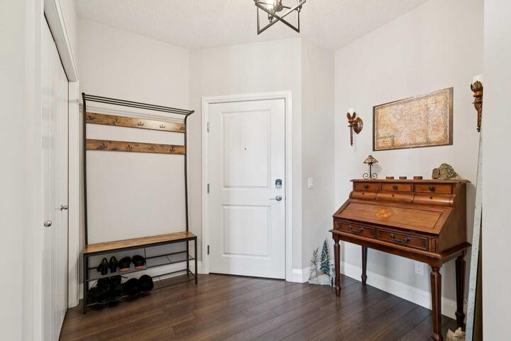 Property Photo:  15 Sunset Square 2302  AB T4C 0E7 