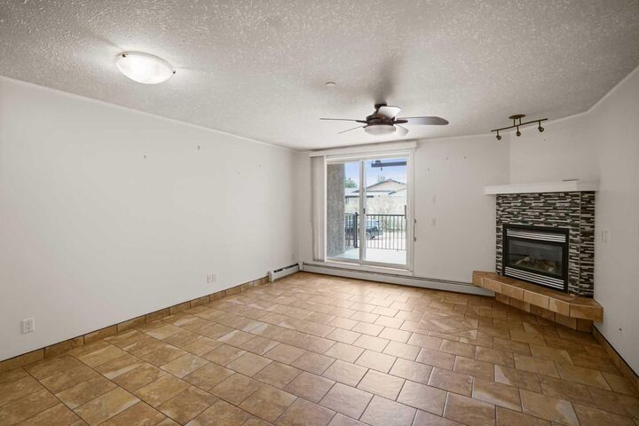 Property Photo:  4834 52A Street 101  AB T4V 1W4 