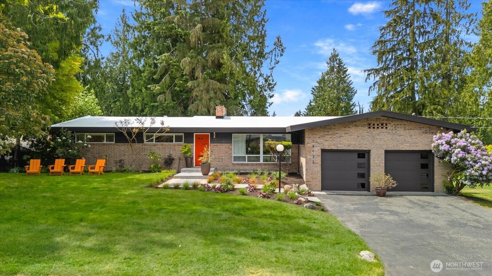 Property Photo:  18722  84th Avenue W  WA 98026 