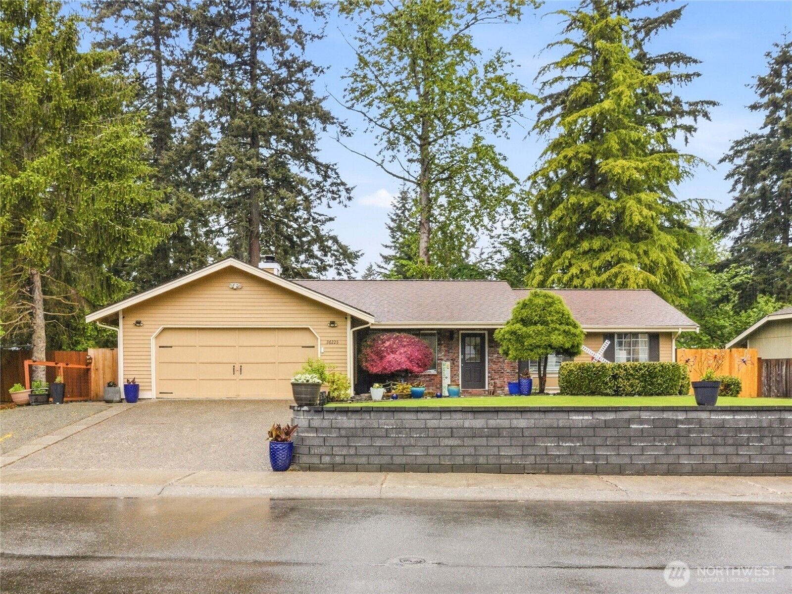 Property Photo:  26223  189th Place SE  WA 98042 