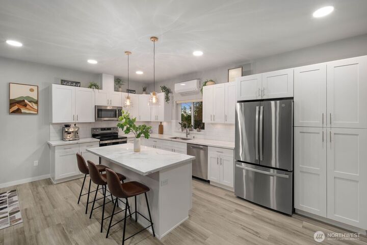 Property Photo: 1804 25th Street WA 98290