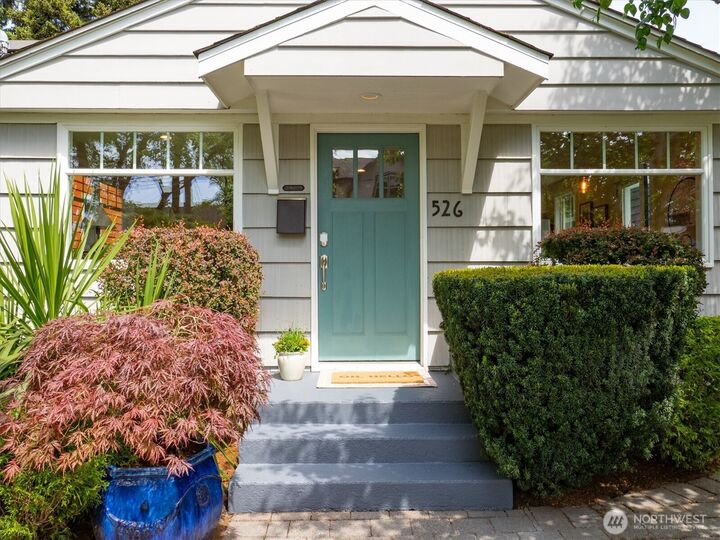 Property Photo:  526 N 84th Street  WA 98103 