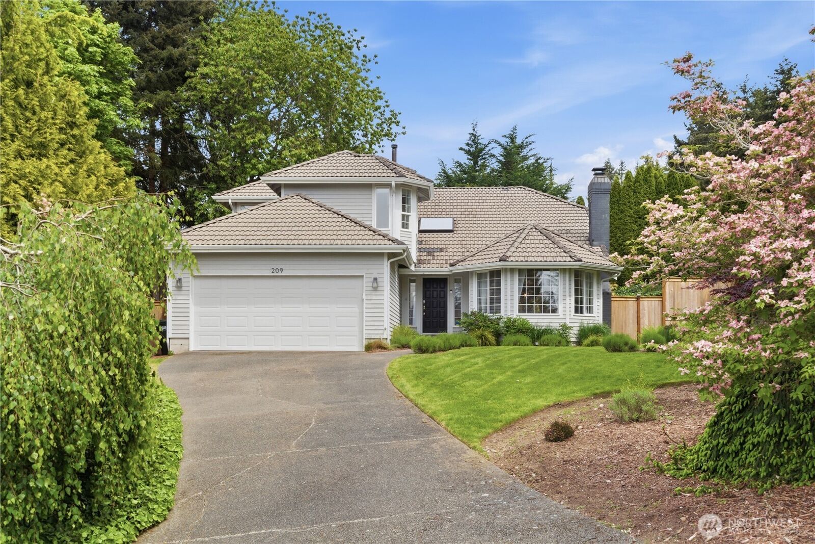 Property Photo:  209  Casey Court  WA 98388 