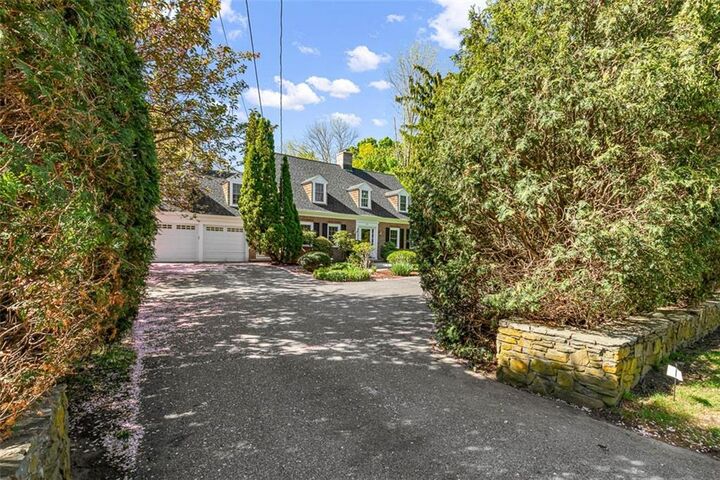Property Photo:  340 Newman Avenue  RI 02916 