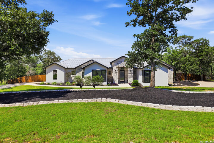 Property Photo:  117 Chisum  TX 78121 