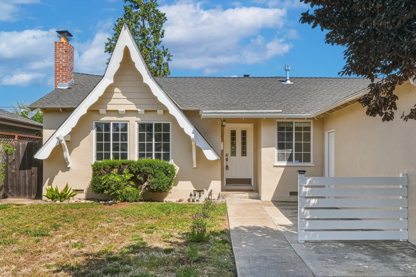 Property Photo: 1299 Weathersfield Way CA 95118