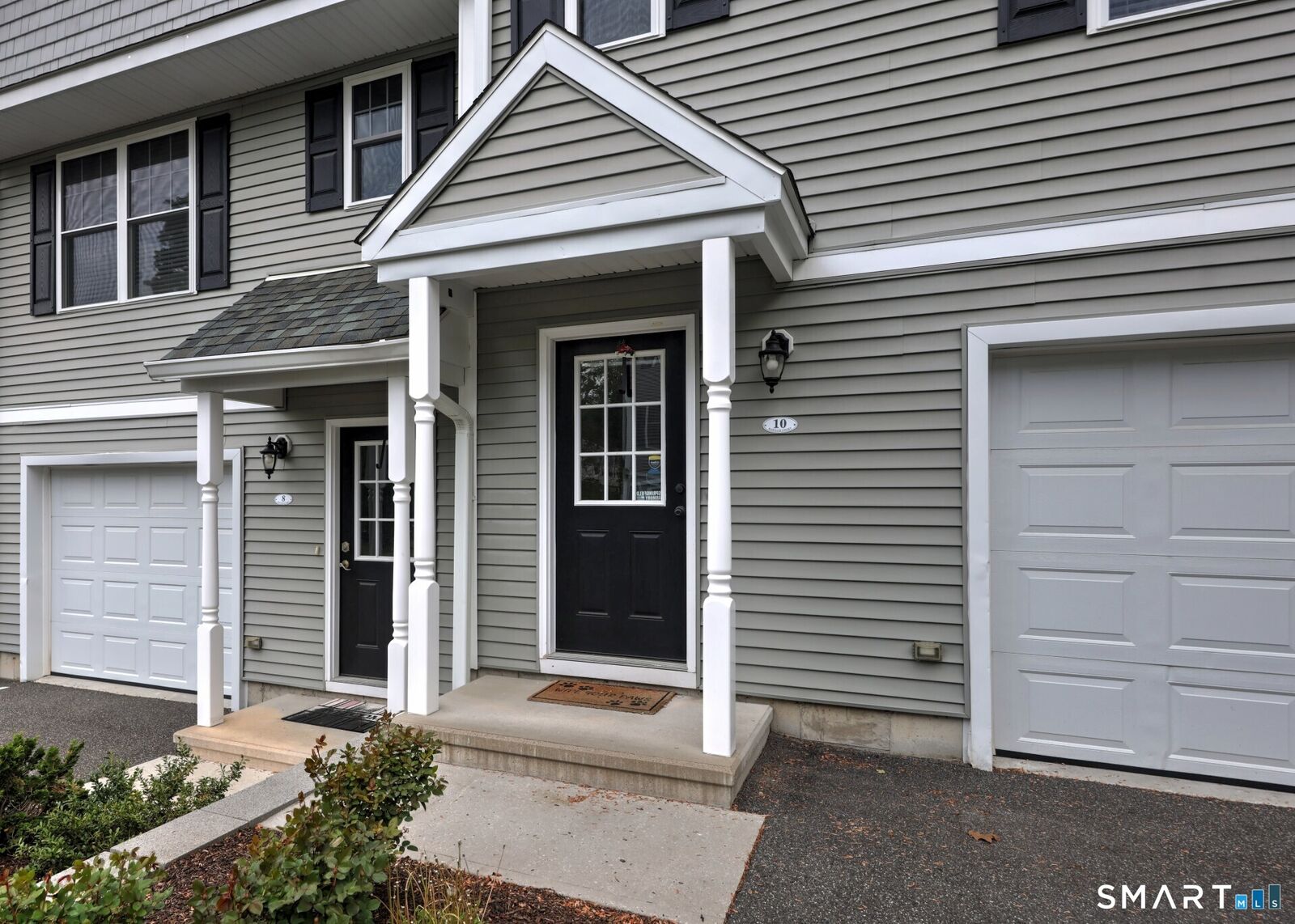 Property Photo:  10 Barnum Court 10  CT 06801 