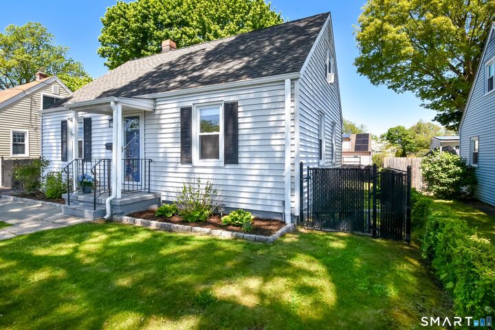 Property Photo:  286 Ruth Street  CT 06606 