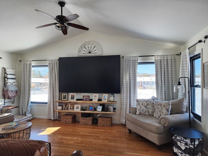 Property Photo:  121 Queen Drive  OH 45601 