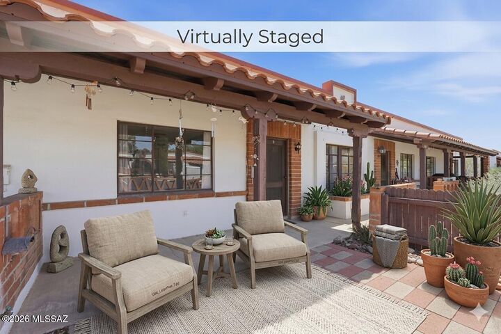 Property Photo:  481 S Paseo Lobo B  AZ 85614 
