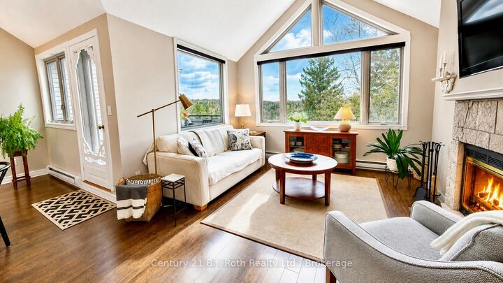 Property Photo: 331 Grandview Hilltop Drive ON P1H 2J5