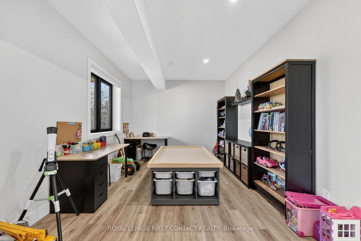 Property Photo:  144 Arlynn Crescent  ON L9M 2G9 