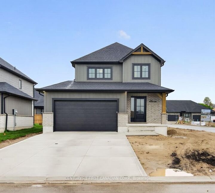 34 Postma Crescent — photo 1