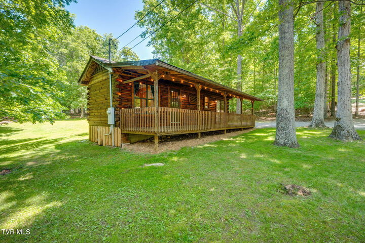 Property Photo:  497 Rockingham Road  TN 37615 