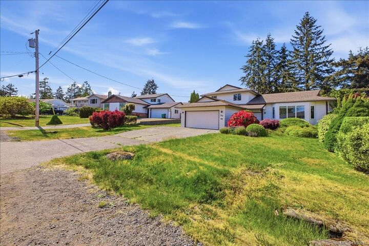 Property Photo:  3586 Country Club Dr  BC V9T 1T9 