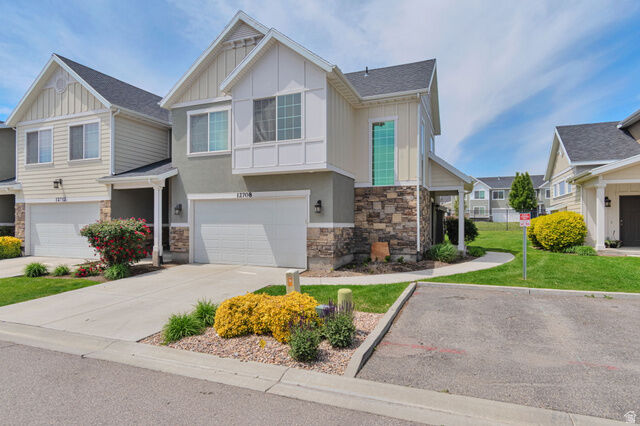 12708 S City Heights Dr, Riverton