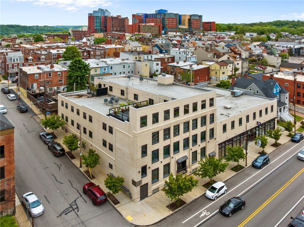 Property Photo:  4041 Liberty Ave 400  PA 15224 